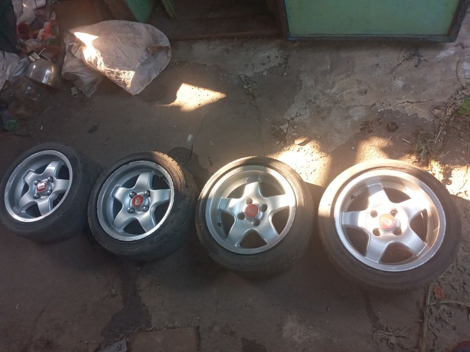 Продам диски r13 4x100 ваз,ланос