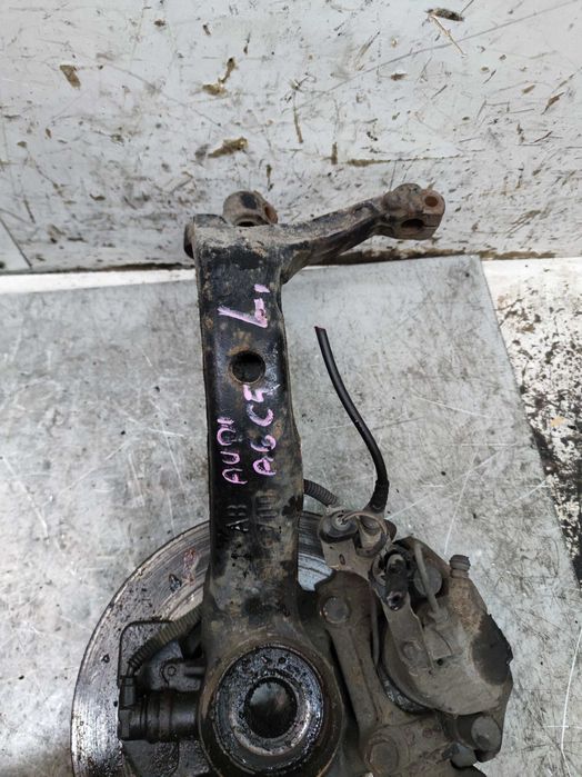 Audi a6 C5 Zwrotnica Lewa Przednia Lewy Przód LP