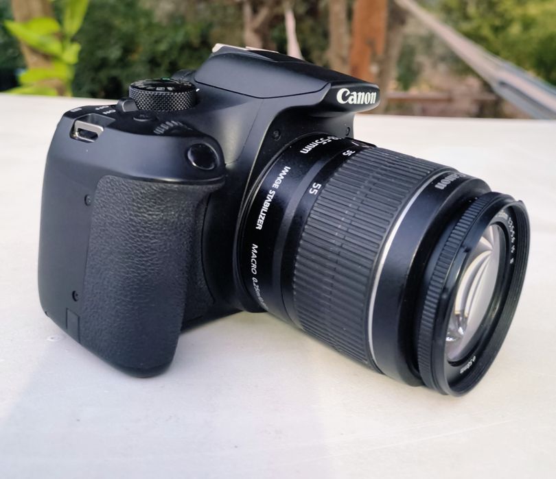 Câmera Canon 1300D "Como Nova" +Lente 18-55 ES +64gb +Bolsa