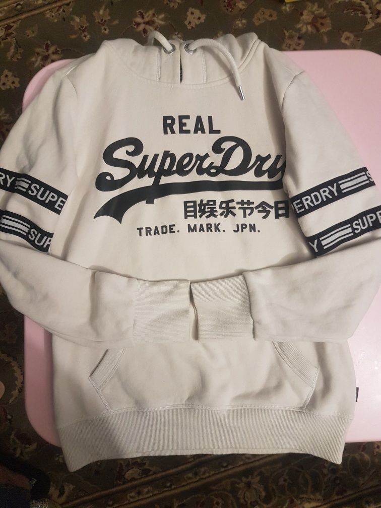 продам худі Superdry