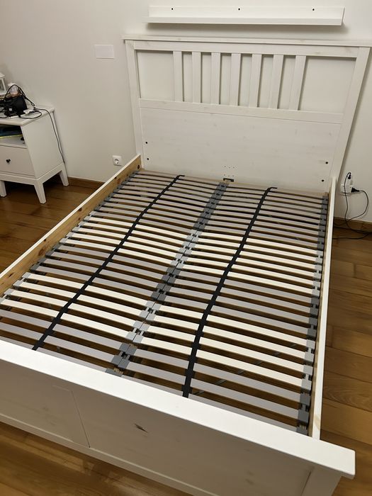 Cama casal (IKEA HEMNES - 140x200 )