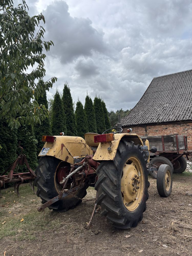Ciągnik Ursus C328/C330 zarejestrowany plus pług,brony,kultywator,nacz