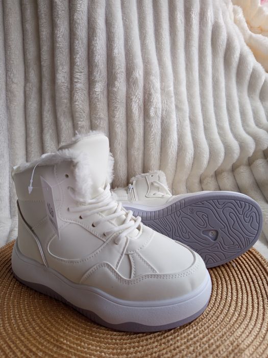 38 розмір на устілку 24 см