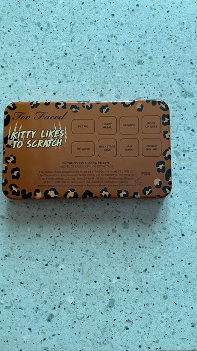 Too faced paleta cieni