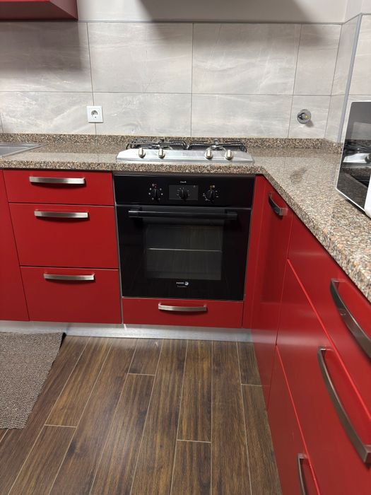 Vendo Forno , praticamente novo , usado poucas vezes