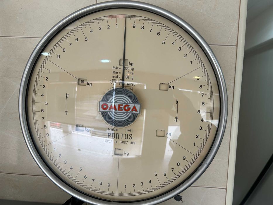 Balança de parede até 300 kg PORTOS