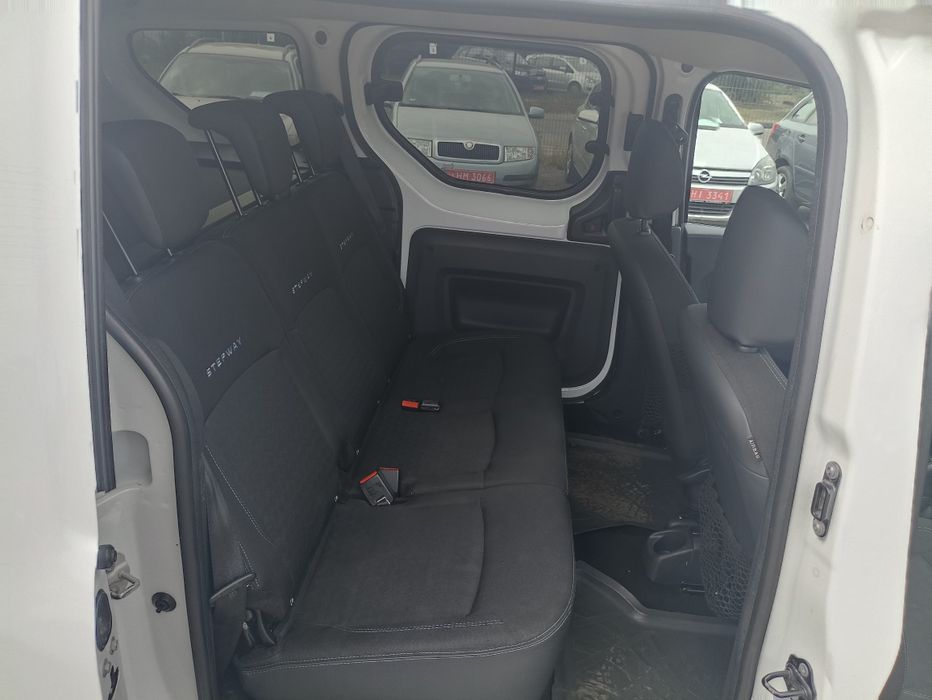 Dacia Dokker Stepvay 1.5 дизель 66 кВт 2015 р