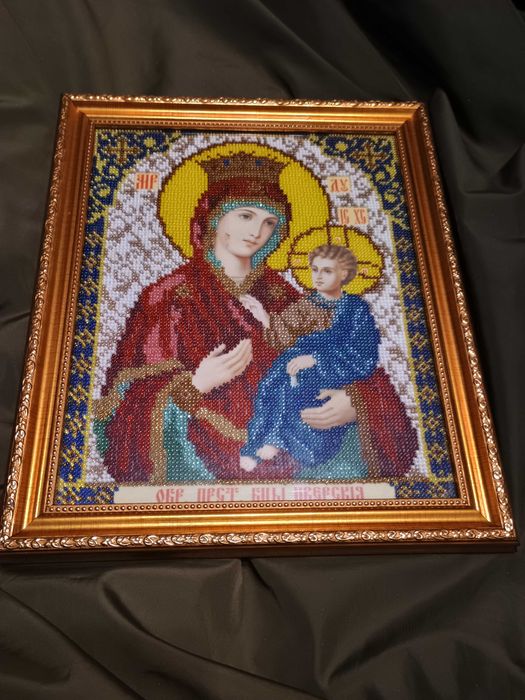 Икона Божией Матери иверская ручной работы бисером 29,5x24,5 см
