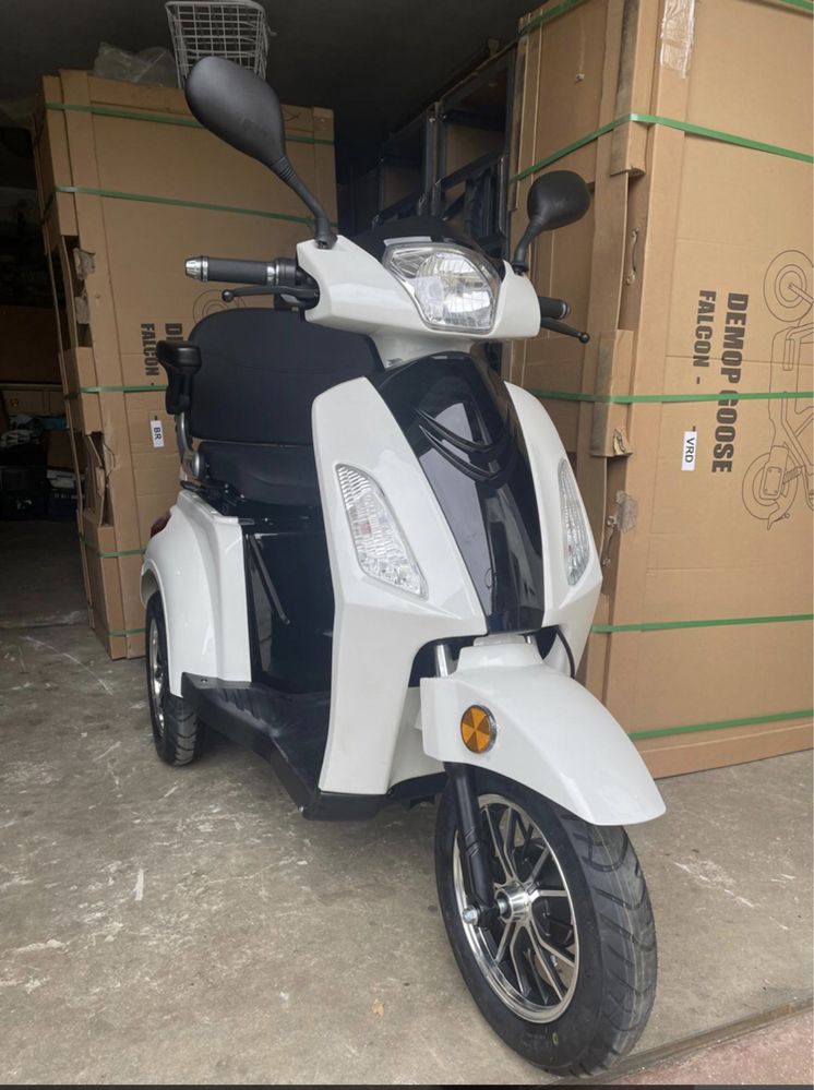 Scooters Elétricas Novas Vortex/Seventeen/ACM/Neovolt/Voltrish