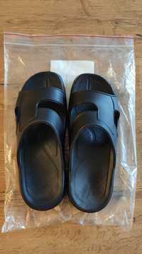 Pantofle kąpielowe MON wzór 906, klapki gumowe WP kontraktowe