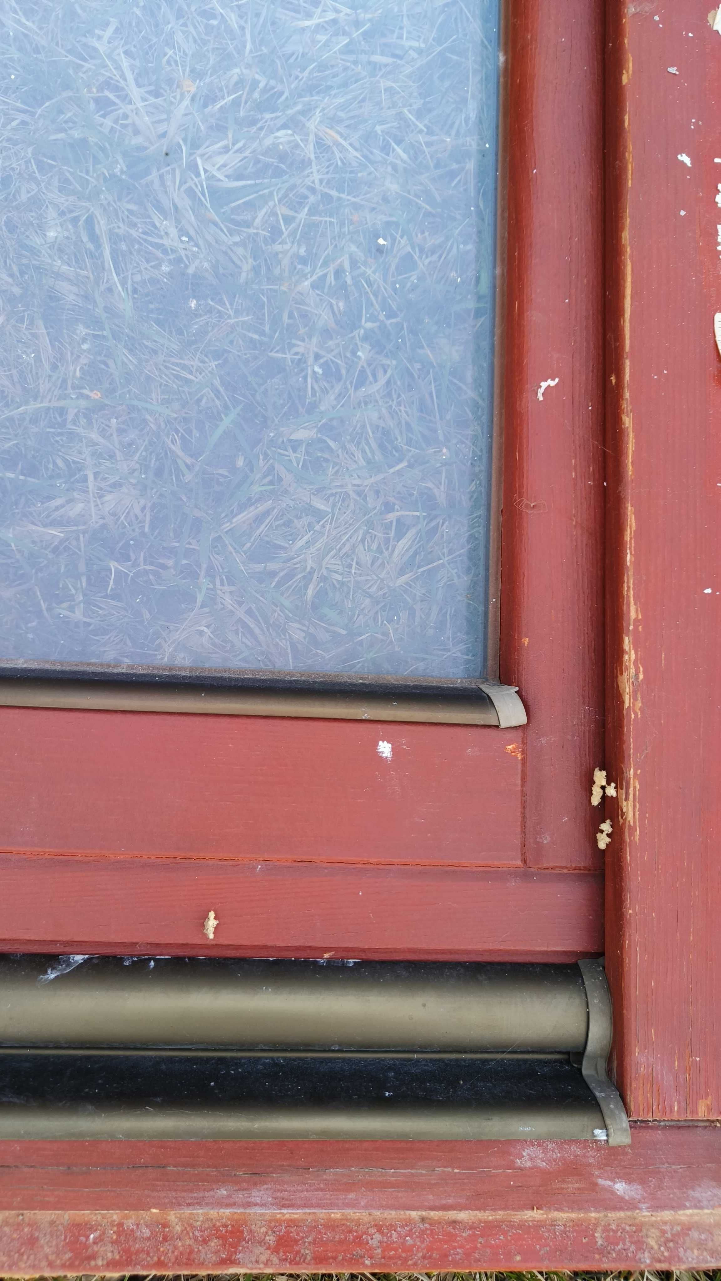Drzwi balkonowe drewniane plus okno