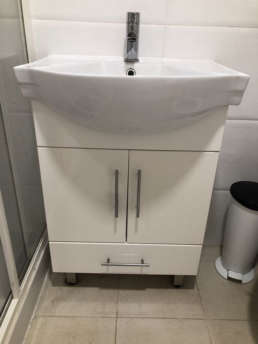 Movel e lavatorio de wc