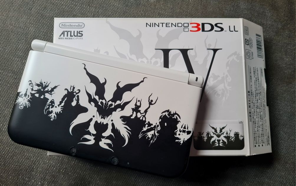 Nintendo 3DS LL Shin Megami Tensei IV Edition