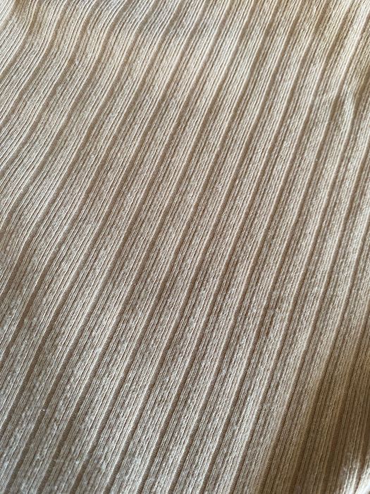 Cienki sweterek z kołnierzykiem Sinsay