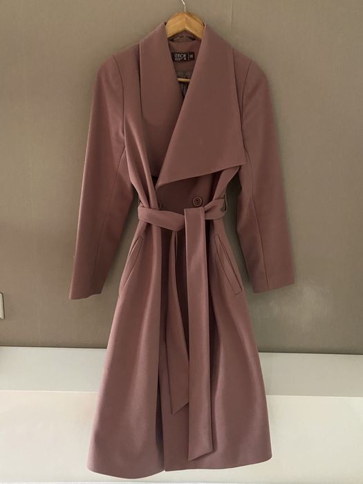 Пальто жіноче двобортне