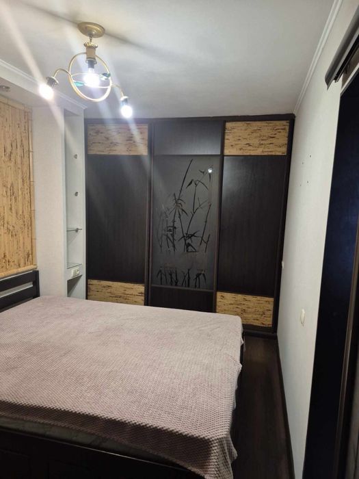 Здам 3кім 4 спальних місця Центр Автономне Опалення