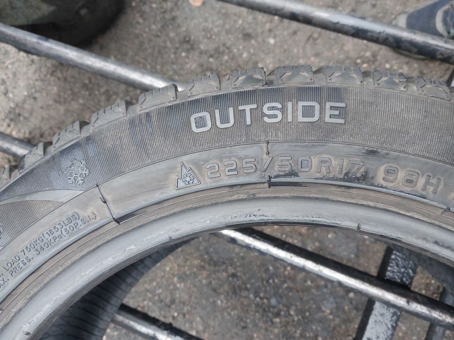Opony zimowe 225.50.17 rok 2024 Montaż