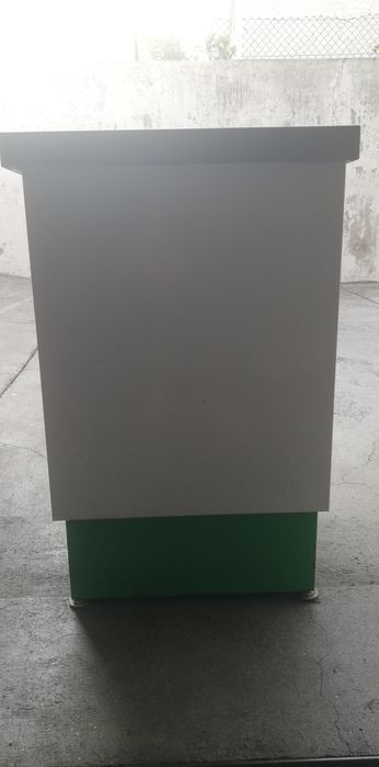 Bancada de apoio metálica