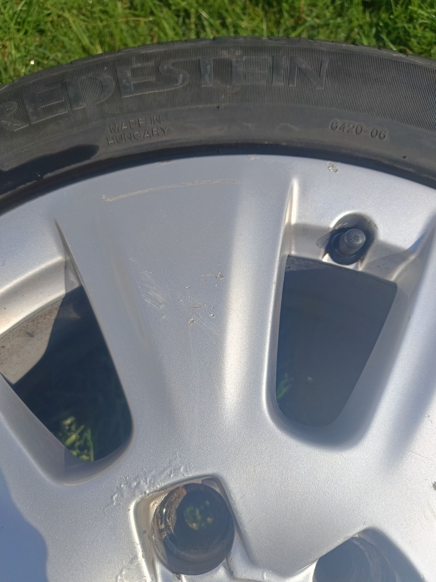 Koła wraz z alufelgami 205/55 16'