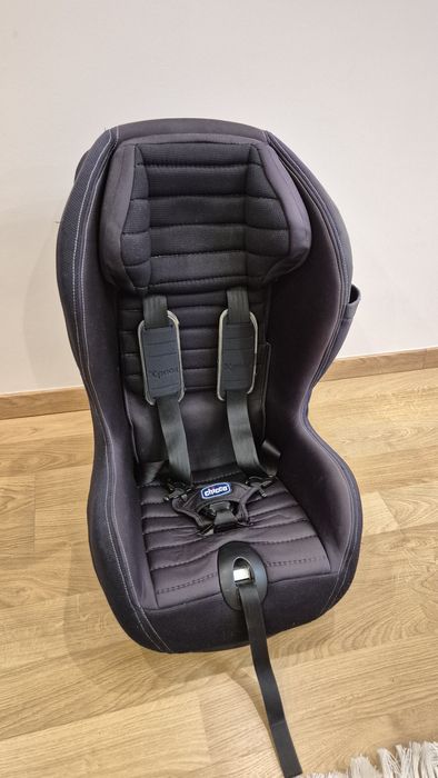 Автомобільне крісло Chicco X-Pace автокрісло