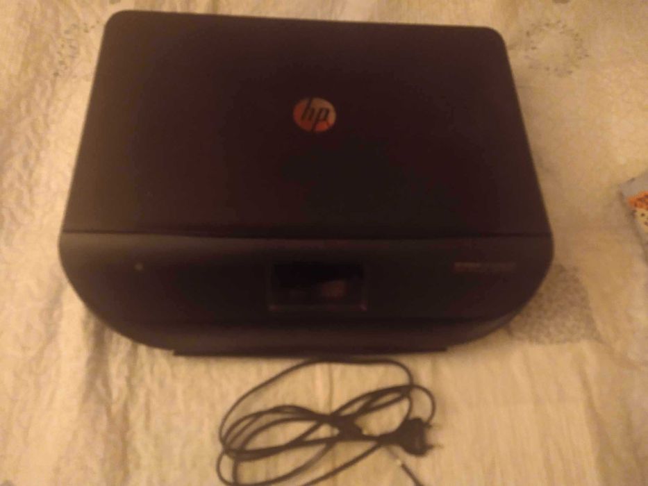 Urządzenie wielofunkcyjne HP DeskJet Ink Advantage 4530