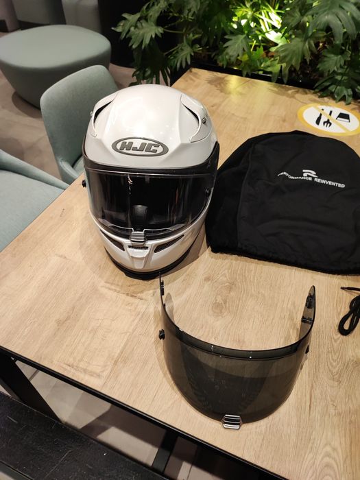 Capacete HJC RPHA 10