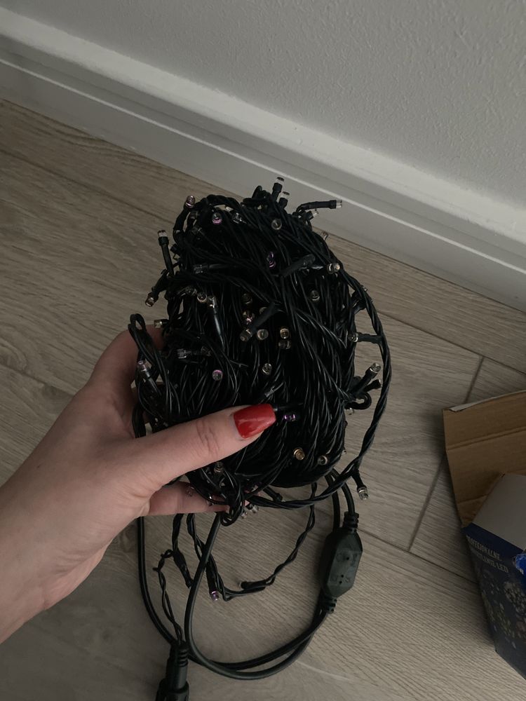Cyklamentowe lampki świąteczne oryginalny kolor