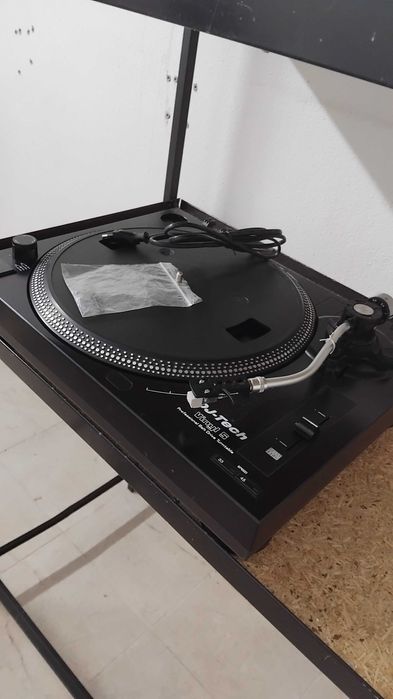 Gramofon Używany Dla Konesera