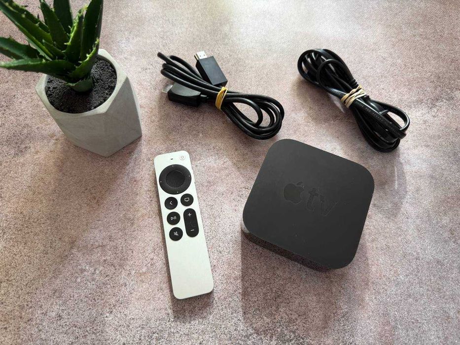 Apple TV 4K 32Gb A1842 Чудовий стан