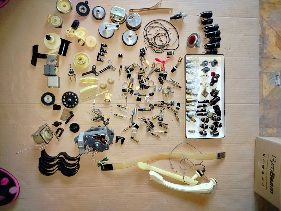 Детали ПУ-1  ламповые проигрыватели  мотор тонарм стекла