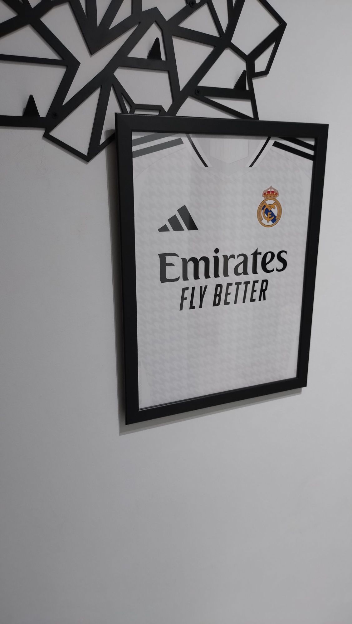 Plakat 30x40cm koszulka Real Madryt sezon 24/25 w ramce Ikea 350g papi