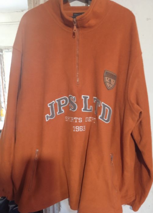 Куртка ,фліски на груди 150*160