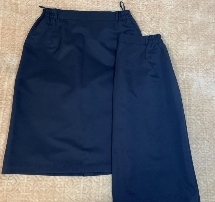 Продам класичні спідниці 44розміру