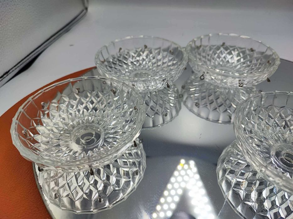 Stara szklana miseczka żyrandol,kinkiet,świecznik,cena za 1 sztukę