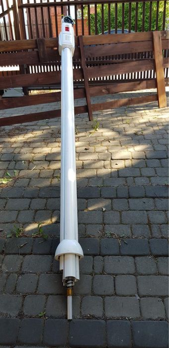Legrand kolumna 8x230 8xLAN aluminiowa zasilajaca biurowa slupek