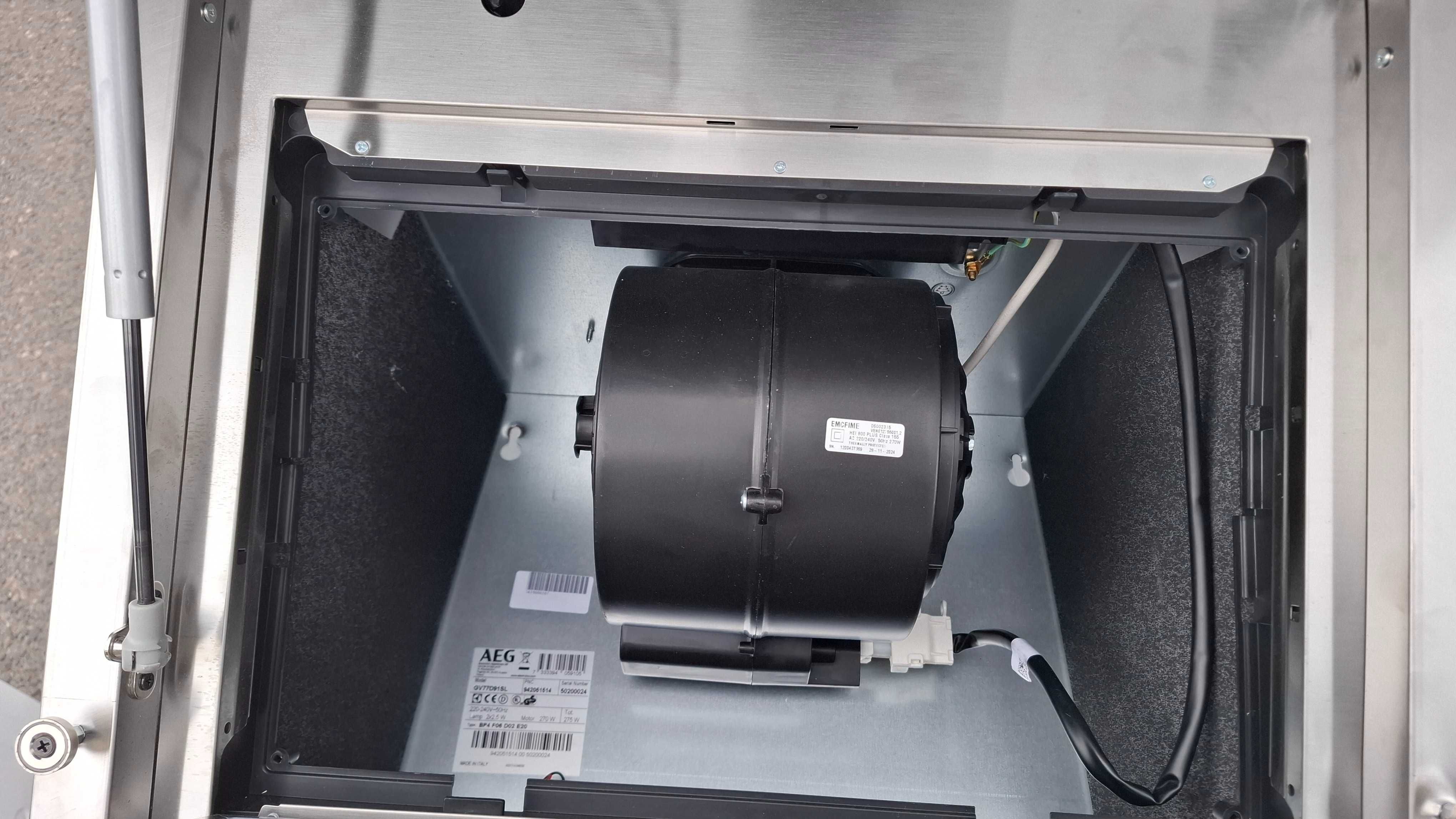 AEG okap GV77D91SL 7000 SilenceTech 90cm poekspoz, sklep 3000