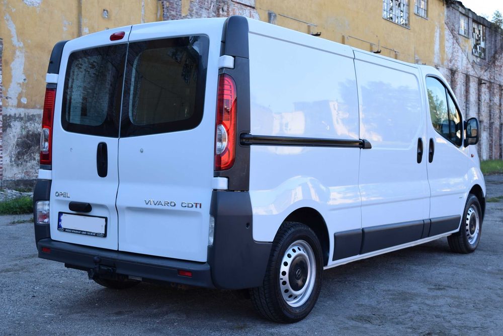 WYPOŻYCZalnia Busów i Autolawet Kat. B TRAFIC LONG Wynajem BUSA