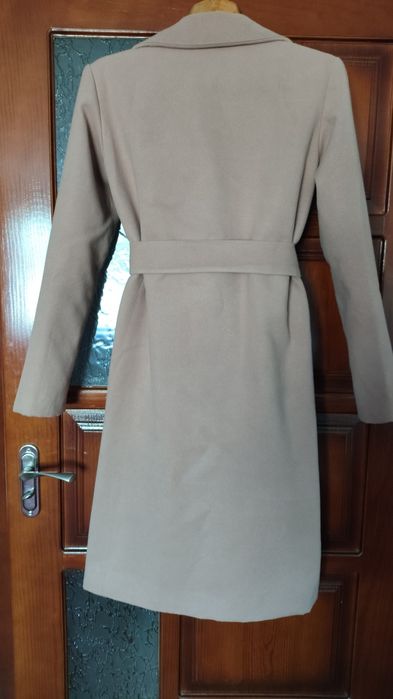 Продам пальто утеплене 42 розмір