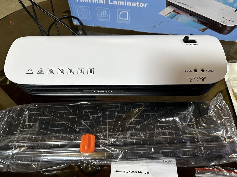 Ламінатор Adocool SL299 Розмір А4,   гарячого та холодного ламінування