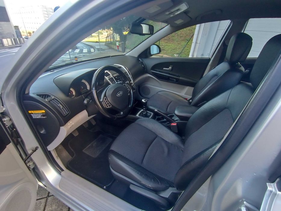 kia ceed 1.6 crdi 115cv de 2009 5 portas nacional