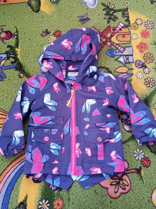 Курточки для дівчинки