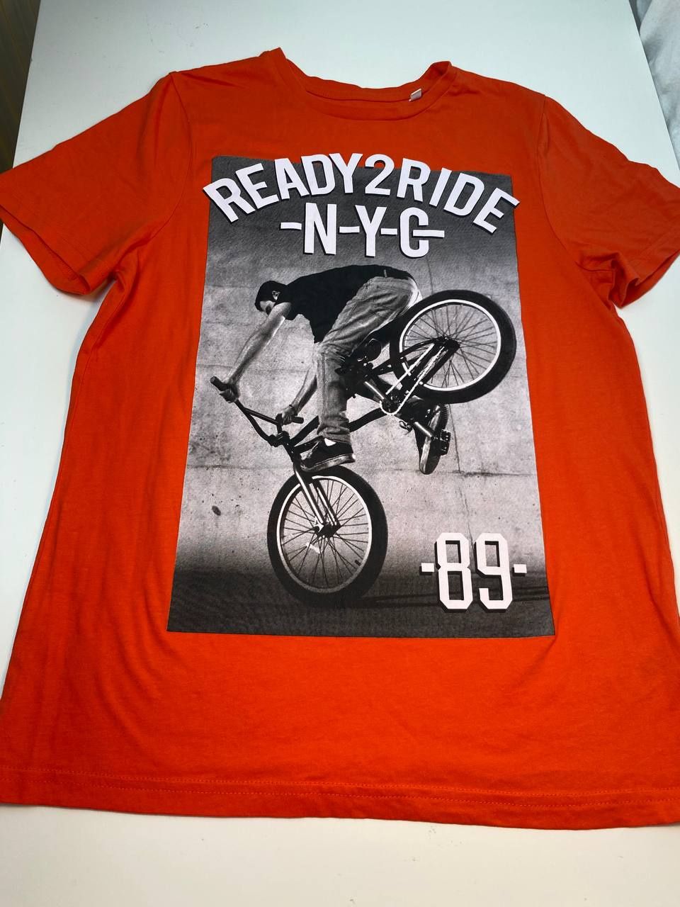 Nowy t-shirt koszulka