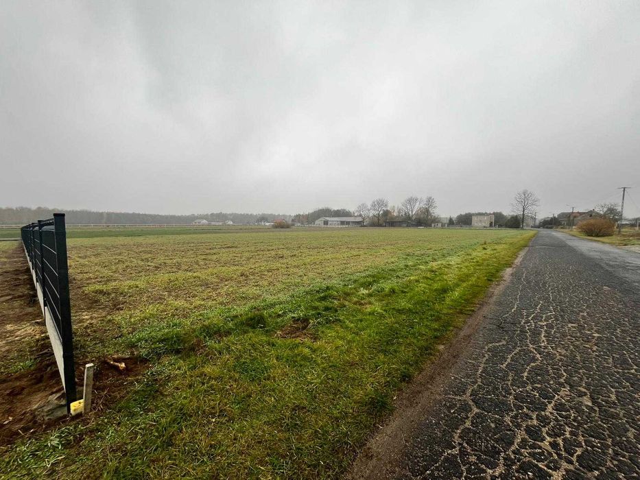 Działki pod zabudowę jednorodzinną Brzeziny gm. Skomlin