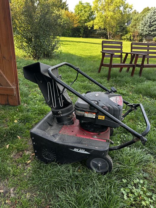 Odśnieżarka spalinowa Briggs & Stratton SN 422 – użyta jeden sezon