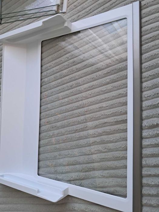 Szuflady z chłodziarki lodówki Samsung BRB26703EWW