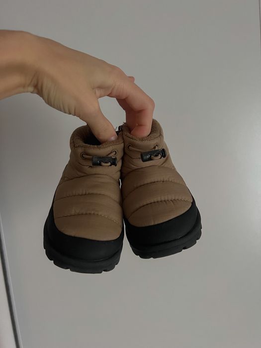 Дитяче взуття  утеплене Zara 22розмір