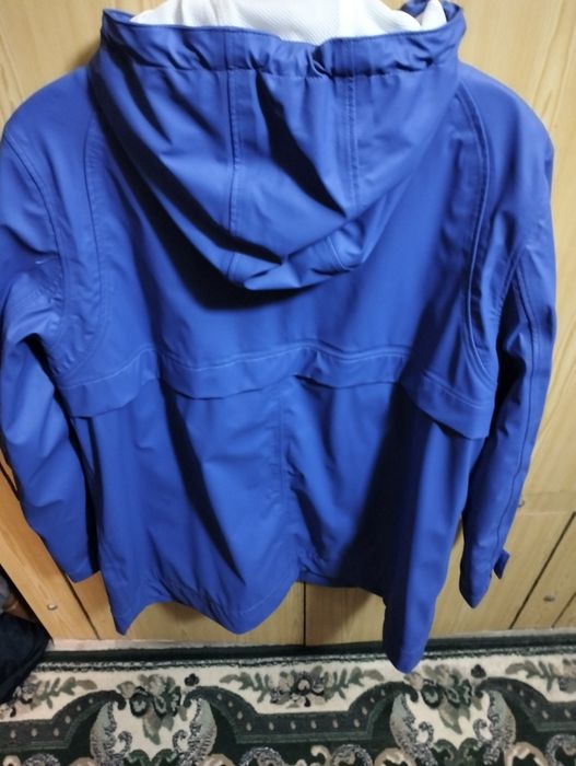 Продам дощовик гарний.