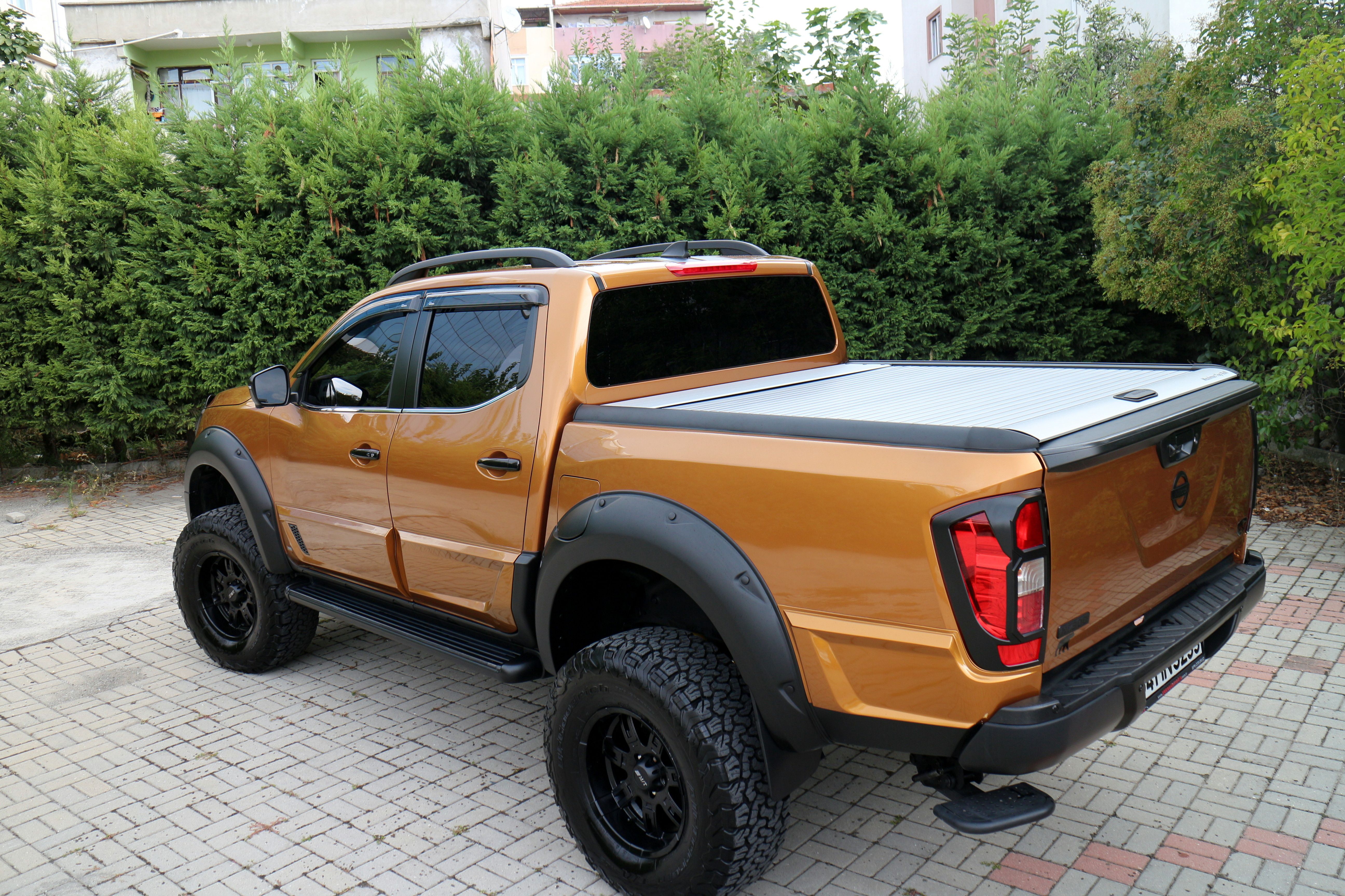 Roleta aluminiowa paki Nissan Navara NP300 D23