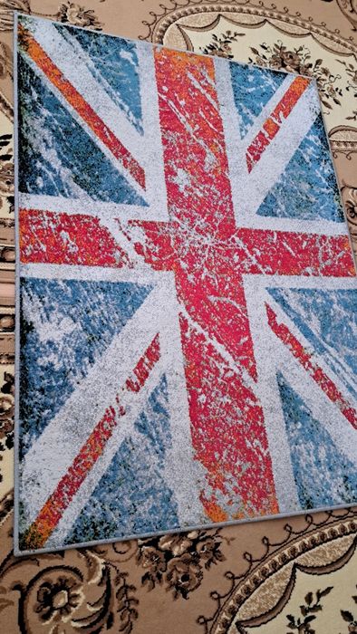 Килим на підлогу/ ковер