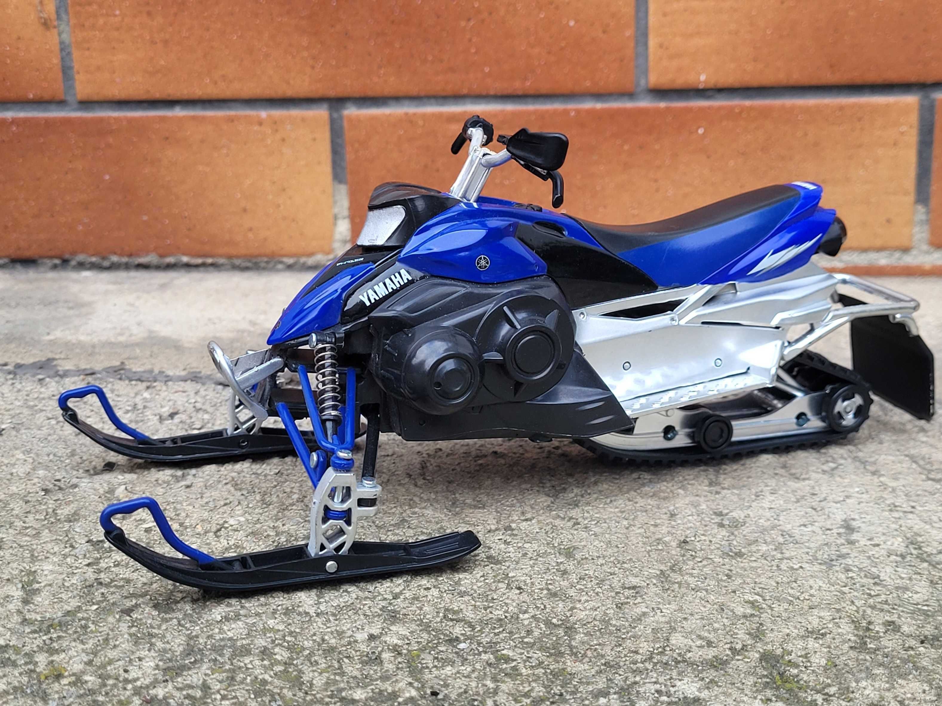 Model w skali Skuter śnieżny Yamaha Phazer 2007 bardzo wielki